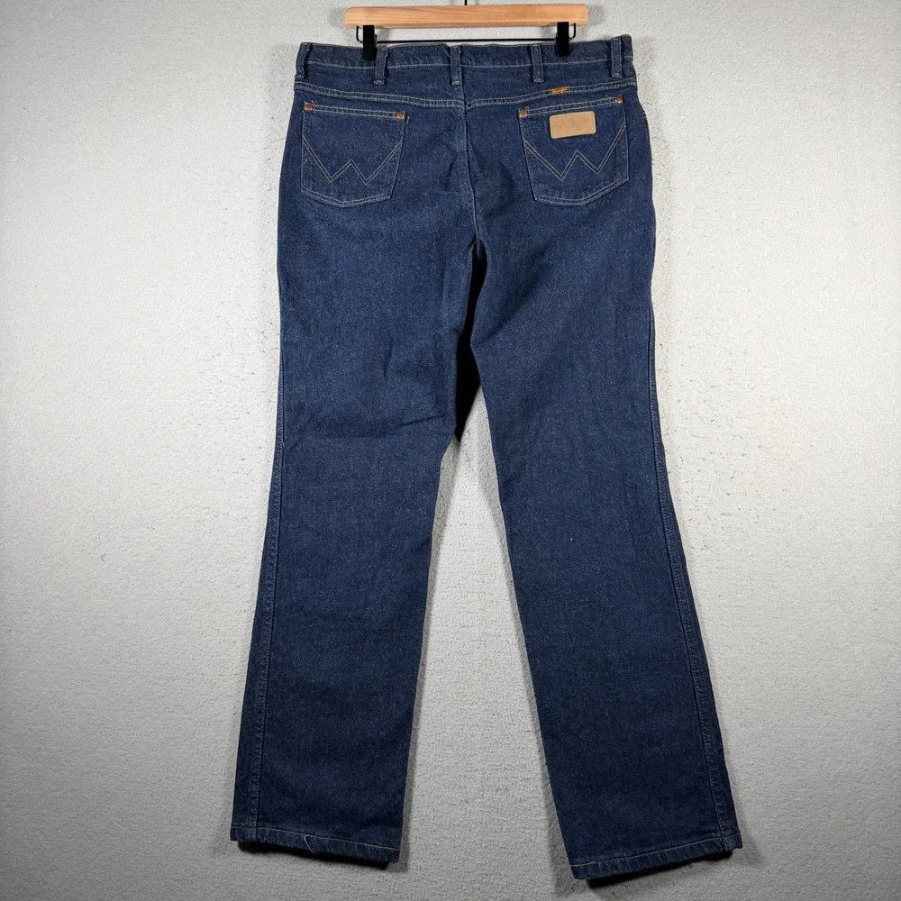 Wrangler 937STR Cowboy Cut Slim Fit Jeans Mens 38x32 Dark Wash‎ Straight Indigo